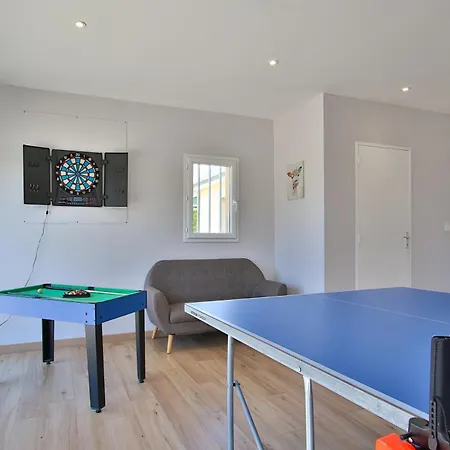 Avec Salle De Jeux