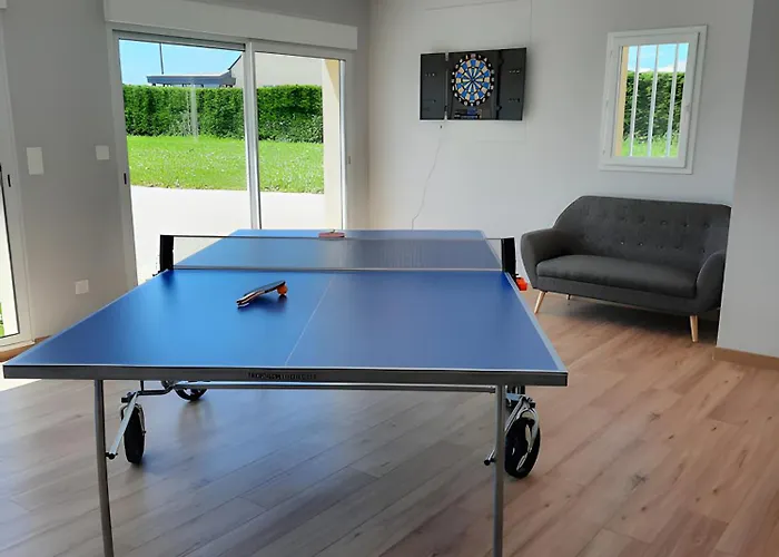 Avec Salle De Jeux *